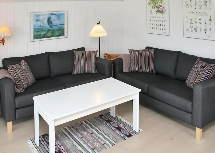 Esa - 500m From The Sea By Interhome